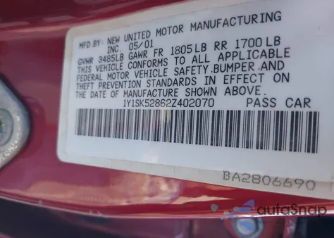 2002 Chevrolet Prizm from USA, damaged, VIN 1Y1SK52862Z402070